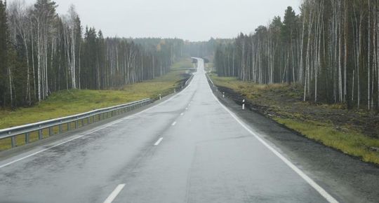 Региональные дороги в России начали ремонтировать контрабандисты