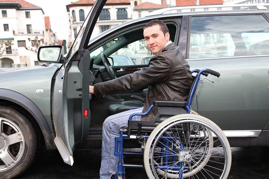 РСА: инвалиды имеют право на скидку по ОСАГО в размере 50%